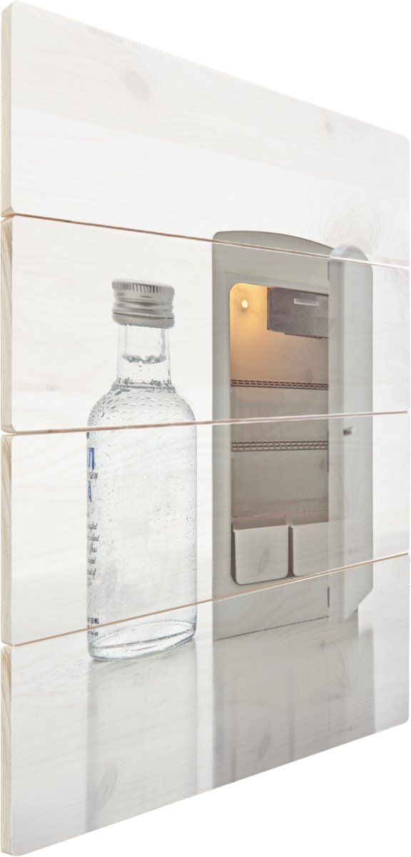 Wanddecoratie hout - wafels en minikoelkast en een glaasje wodka - 60x80 cm - Houten Wandpaneel - Muurdecoratie - Woonkamer - Slaapkamer - MuchoWow