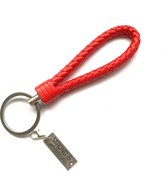 Sleutelhanger - Rood - Strong is beautiful - Sterk - Power - Tekst - Sport - Hanger - Leer - Kleur - Sportsieraad - Sieraad - Sportsieraden - Sieraden - Team - Teamkado