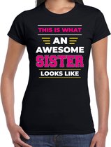 An awesome sister / een geweldige zus cadeau t-shirt zwart - dames - kado shirt  / verjaardag cadeau XS