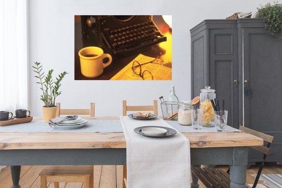 Machine à écrire avec du papier pour affiche de café