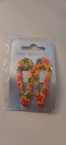 merkloos haarspeld geel/rose/blauw/groen bloemen motief 5 cm 2 stuks klik klak
