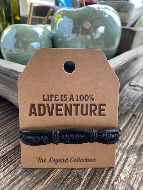 Leren armband  / Kaartje met de tekst; Life is a 100%  adventure  / stoer / vaderdag / moederdag / verjaardag / cadeau / Valentijnsdag / vriendschap