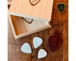 Houten Cadeau Box ChickenPicks met 3 plectra en Pick Pouch