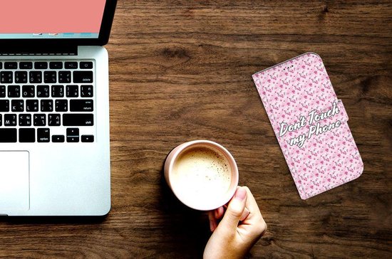 Etui Housse pour Apple iPhone 12 Pro Max Coque Téléphone Fleurs Roses Do Not Touch My Phone