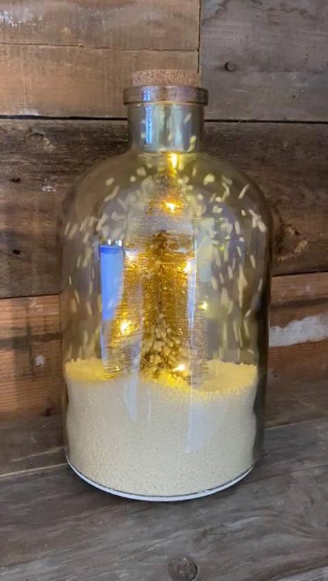 Kerstboomboodschap in een fles, opneembare stem, besneeuwde scène