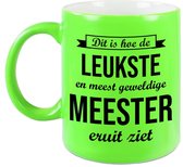 Leukste en meest geweldige meester cadeau koffiemok / theebeker neon groen 330 ml