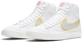 Nike Sneakers - Maat 39 - Vrouwen - wit/geel/zilver