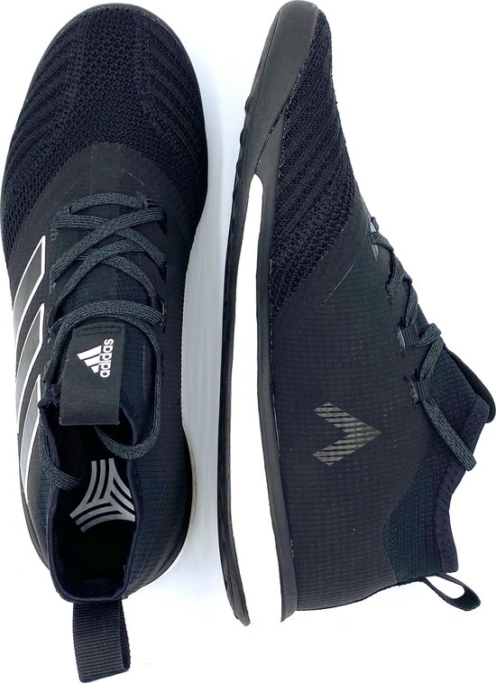Shoes Soccer Adidas Ace Tango 17.1 TR colore Black Red - Adidas -  SportIT.com