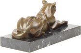 Liggende kat - Bronzen beeldje - Sculptuur - 12,1 cm hoog