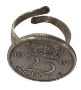 Zeeuws meisje - Ring - Jaartal 1967 - Cadeau geboortejaar jubileum - Gulden munt kwartje - verstelbaar een maat- zwaar verzilverd