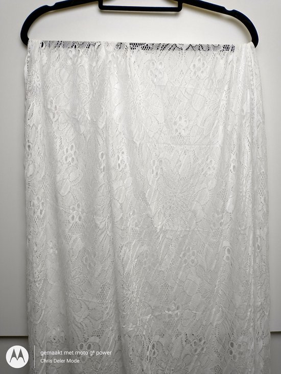 Sjaal Cristina gebloemd kant wit omslagdoek stola | bol.com