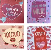 Set van 4 luxe Valentijnskaarten met hanger -inclusief enveloppen