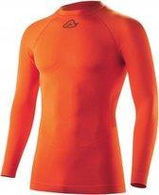Oranje thermoshirt met lange mouwen en een logo op de borst.