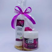 Cadeau voor vrouw Therme Mystic Rose shower gel en Therme body butter douche spons - Geschenkset vrouwen - verjaardag - Maat M - 3 producten