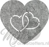 Hart in hart vilt onderzetters  - Gemeleerd grijs - 6 stuks - 10 x 10 cm - Tafeldecoratie - Glas onderzetter - Valentijn - Cadeau - Woondecoratie - Tafelbescherming - Onderzetters