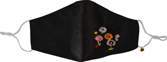 Masque buccal noir avec des fleurs