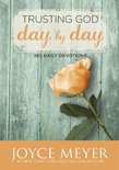 Trusting God Day by Day 365 Daily Devot
