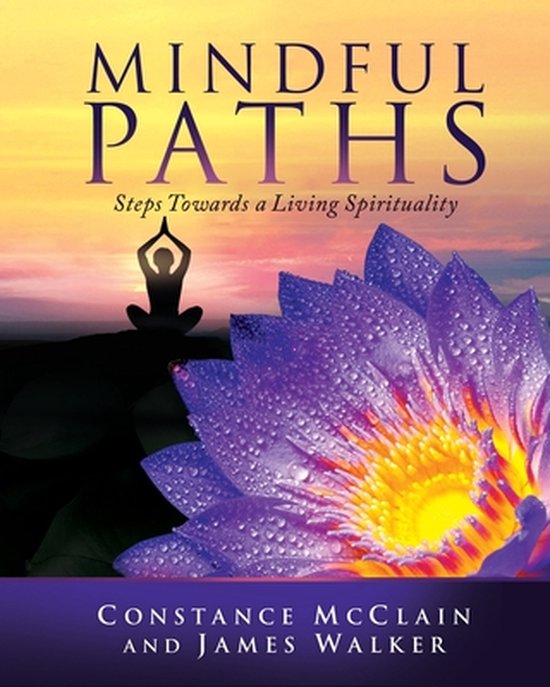Boek 'Mindful Paths' met een paarse lotusbloem en silhouet van een yogabeoefenaar bij zonsondergang.