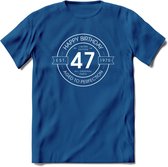 47th Happy Birthday T-shirt | Vintage 1975 Aged to Perfection | 47 jaar verjaardag cadeau | Grappig feest shirt Heren – Dames – Unisex kleding | - Donker Blauw - M