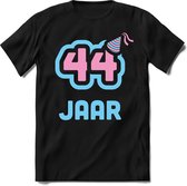 44 Jaar Feest kado T-Shirt Heren / Dames - Perfect Verjaardag Cadeau Shirt - Licht Blauw / Licht Roze - Maat XXL