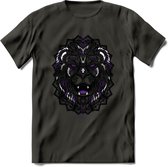 Leeuw - Dieren Mandala T-Shirt | Paars | Grappig Verjaardag Zentangle Dierenkop Cadeau Shirt | Dames - Heren - Unisex | Wildlife Tshirt Kleding Kado | - Donker Grijs - S