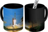 Magische Mok - Foto op Warmte Mok - Waanzinnige lancering van space shuttle - 350 ML - Uitdeelcadeautjes