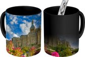 Magische Mok - Foto op Warmte Mok - Kasteel - Bloemen - Frankrijk - 350 ML - Uitdeelcadeautjes