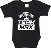 Team max - Romper - maat: 56 - korte mouw - baby - formule 1 - max verstappen - red bull racing - zwangerschap aankondiging - rompertjes baby - rompertjes baby met tekst - rompers