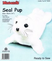 Pakket om zelf een Pluche knuffel te maken (  Seal pup ) Nr TK 202