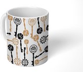 Mok - Koffiemok - Sleutels - Patronen - Goud - Mokken - 350 ML - Beker - Koffiemokken - Theemok