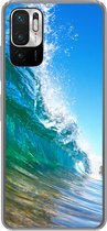 Geschikt voor Xiaomi Redmi Note 10 5G hoesje - Een close-up van een golf die breekt voor de kust van Hawaii - Siliconen Telefoonhoesje