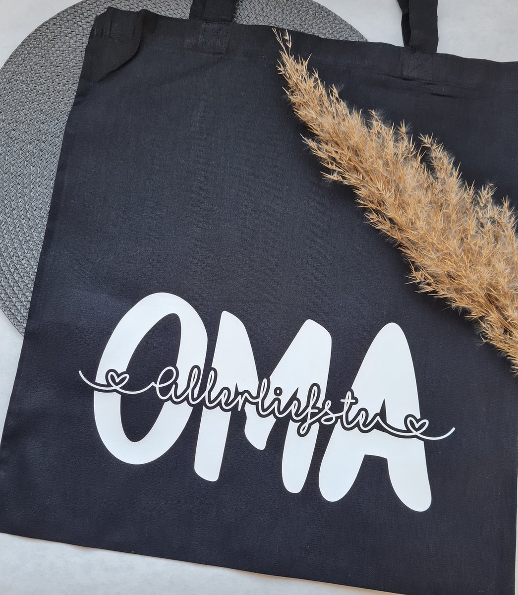 Mint11 - Katoenen tas oma - moederdag cadeau - verjaardag - zomaar - allerliefste oma - boodschappentas - cadeau voor haar - kado voor haar - canvastas - herbruikbaar