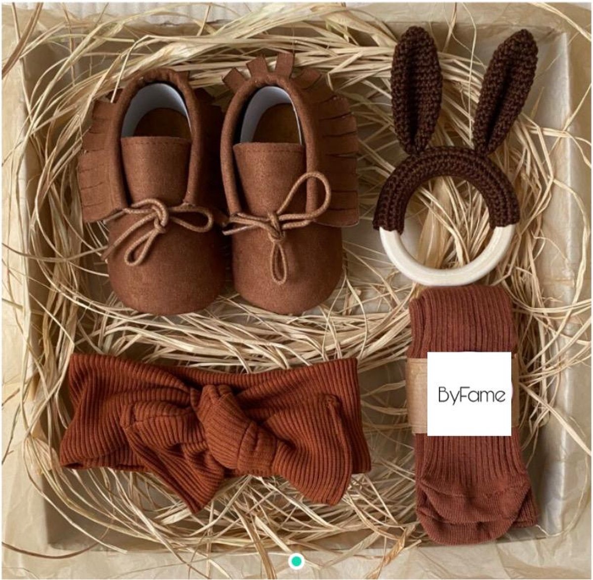 ByFame babySara - geboorte cadeau - gender reveal - Kraamcadeau - Baby Geschenkset - Babyshower cadeau - beige - unisex ByFame babySara - geboorte cadeau - gender reveal - Kraamcadeau - Baby Geschenkset - Babyshower cadeau - beige - unisex