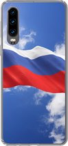 Geschikt voor Huawei P30 hoesje - De vlag van Rusland wappert in de lucht - Siliconen Telefoonhoesje