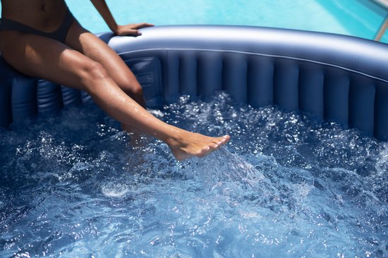 MSPA - Opblaasbare Jacuzzi voor 6 a 7 volwassenen - Luxe Spa 2026 - Verwarmde hottub met bubbels - Bubbelbad - Inclusief afstandsbediening, afdekzeil, schoonmaak filters, aansluitstuk, opblaasslang, verlichting en ingebouwde pomp - Jacuzzi - Welness
