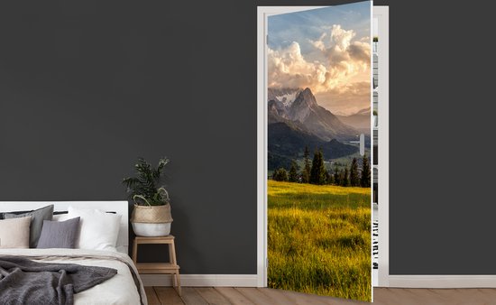 Deursticker Alpen - Zonsondergang - Berg - 90x205 cm - Deurposter