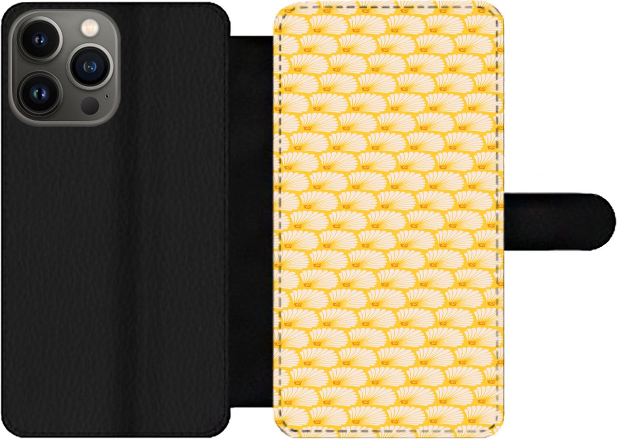 Telefoonhoesje Geschikt voor iPhone 13 Pro Max telefoonhoesje - Art Deco - Design - Schelp - Geel - Met vakjes - Wallet case met magneetsluiting