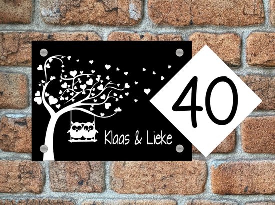 Plaque signalétique porte d'entrée arbre avec oignons et numéro MAT noir