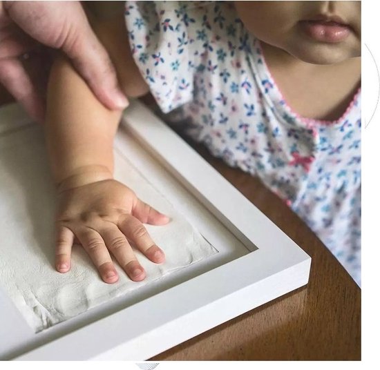 Baby Fotolijstje met Klei Afdruk - Hand/Voet Afdruk - Fotolijst Gipsafdruk - Kraamcadeau - Baby cadeau meisje/baby cadea jongen - Geboorte cadeau/Kraam cadeau - Kraammand - Kerst Cadeautje — afbeelding 5