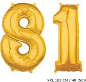 Mega grote XXL gouden folie ballon cijfer 81 jaar. Leeftijd verjaardag 81 jaar. 102 cm 40 inch. Met rietje om ballonnen mee op te blazen.