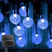 Oneiro’s Luxe BULB Lights Blauw 50 LEDS 9.5 Meter op Zonneenergie  - Warm wit - Tuinverlichting - Lichtsnoer voor buiten - zwart - prikspot - zonne-energie – LED – zomer – tuinverlichting – s