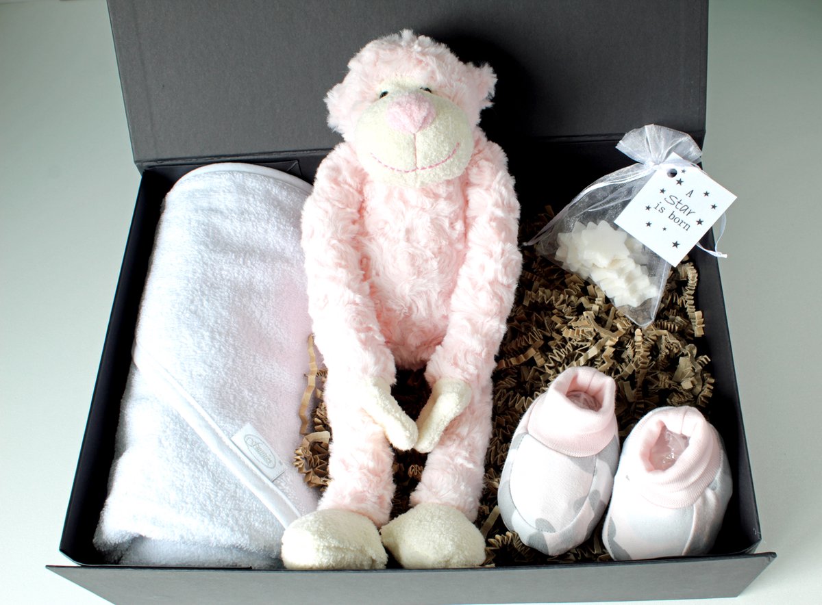 Goedkoopste Giftbox Pink Monkey - cadeau baby meisje - kraamcadeau - babyshower - kraammand