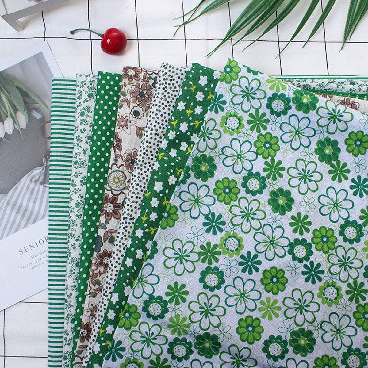 Without Lemon - Katoen Stof - Set van 7 designs - Patchwork - Quilt - Naaistof - 25x25cm - 100% katoen - Modern Groen