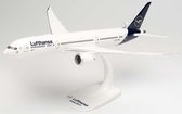 Herpa Boeing vliegtuig 787-9 . Lufthansa Berlin schaal 1:200 31,4cm