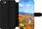 Bookcase Geschikt voor iPhone SE 2020 telefoonhoesje - Cosmos - Kleuren - Lente - Met vakjes - Wallet case met magneetsluiting