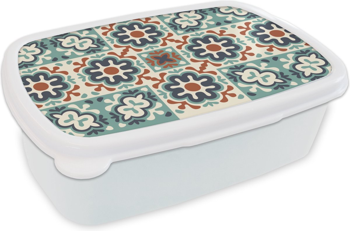 Broodtrommel Wit - Lunchbox - Brooddoos - Bloem - Ornament - Patroon - 18x12x6 cm - Volwassenen