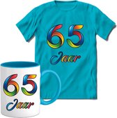 65 Jaar Vrolijke Verjaadag T-shirt met mok giftset Blauw | Verjaardag cadeau pakket set | Grappig feest shirt Heren – Dames – Unisex kleding | Koffie en thee mok | Maat M