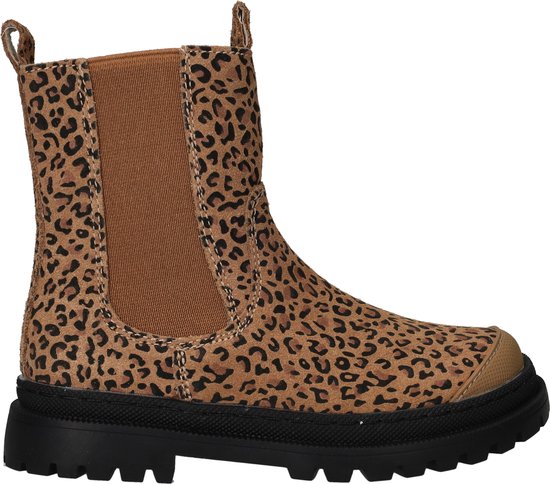Cognackleurige chelseaboot met panterprint, met bruine elastische zijpanelen en zwarte zool.