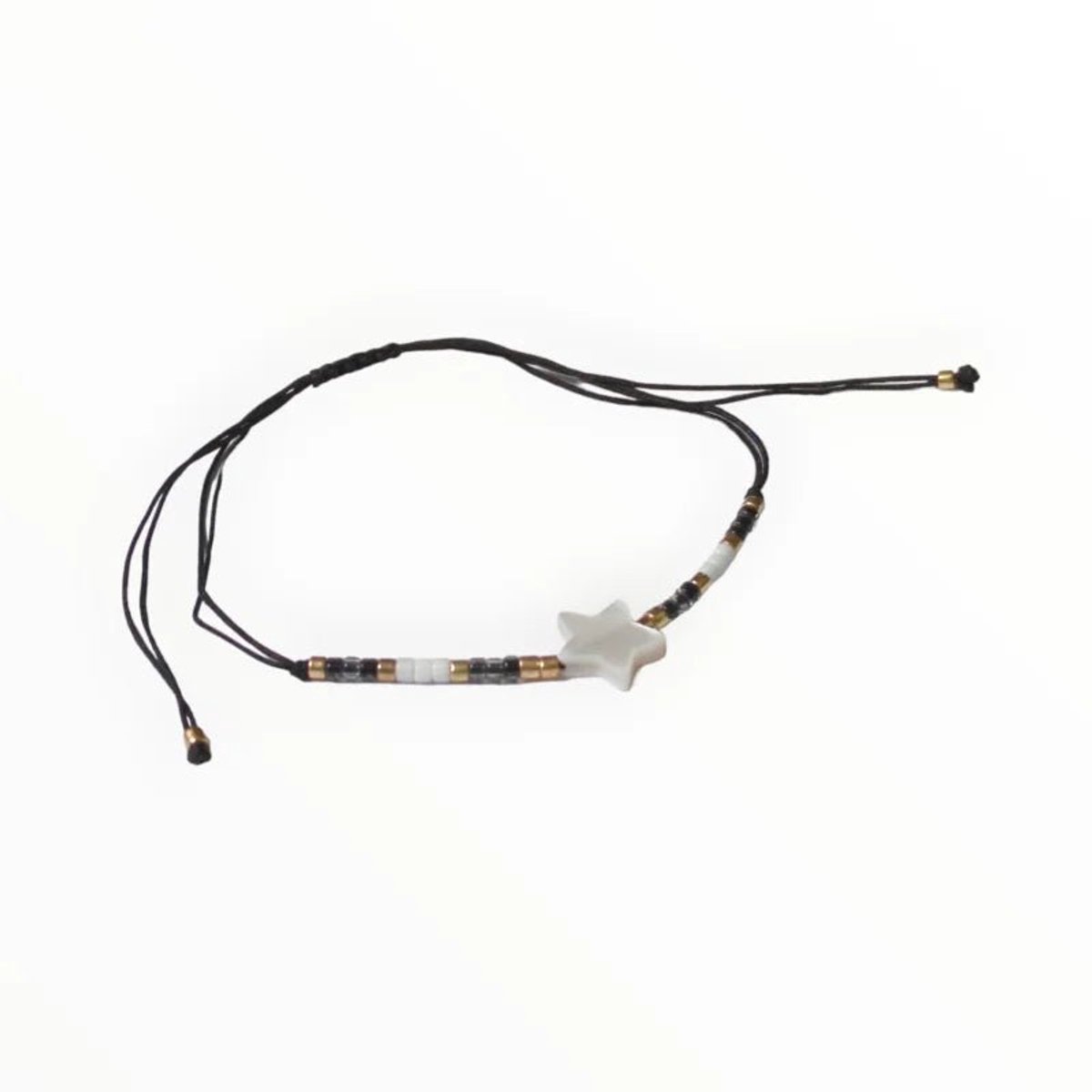 Aramat Jewels | Armbanden | Verstelbare Kralen Armband Met Ster En Schelp | Zwart | |2mm | Metaal | Kinderen, Volwassenen | Verkleurd niet