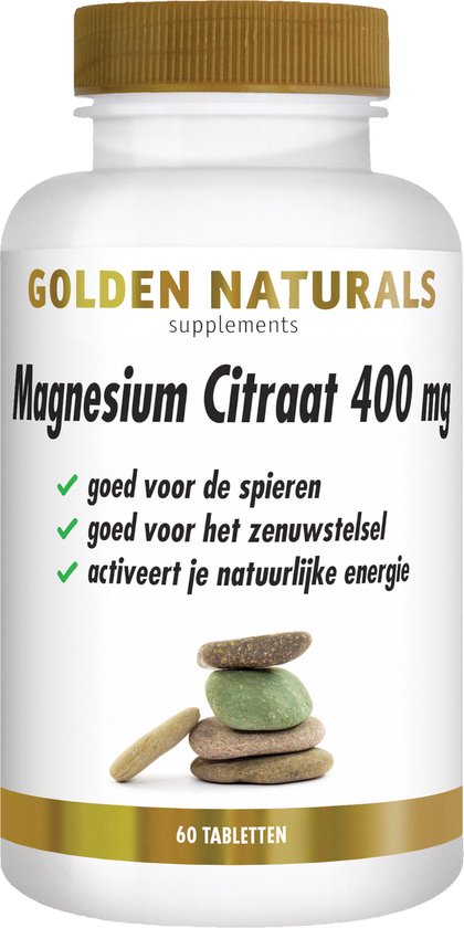 Fles Golden Naturals Magnesium Citraat 400 mg, 60 tabletten, met gestapelde stenen, vinkjes en gouden band.